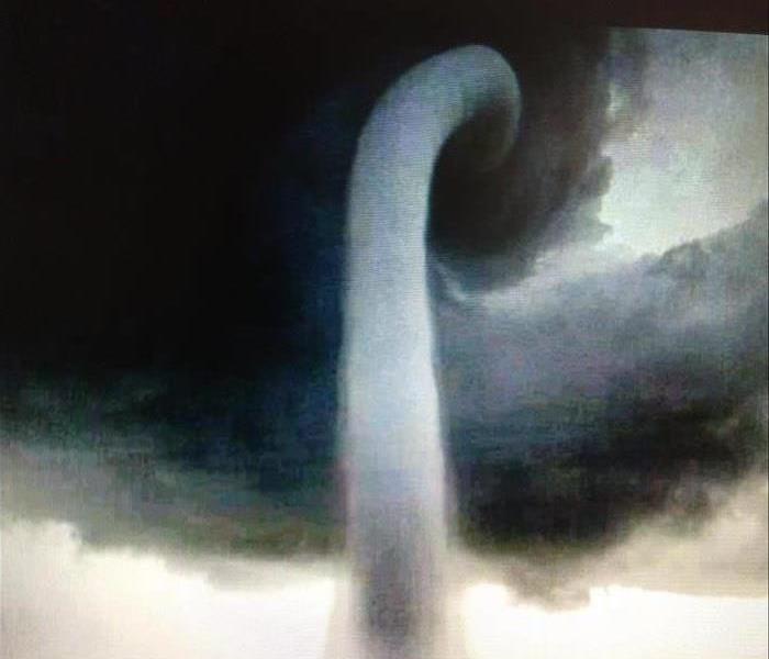 Picture of a water spout near Tampa